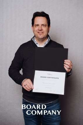 René van der Linden met zijn board-certificaat